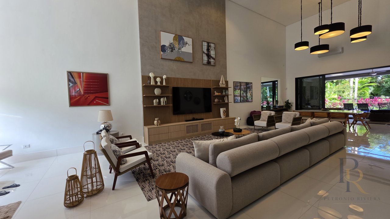 Casa — foto 1 de 25